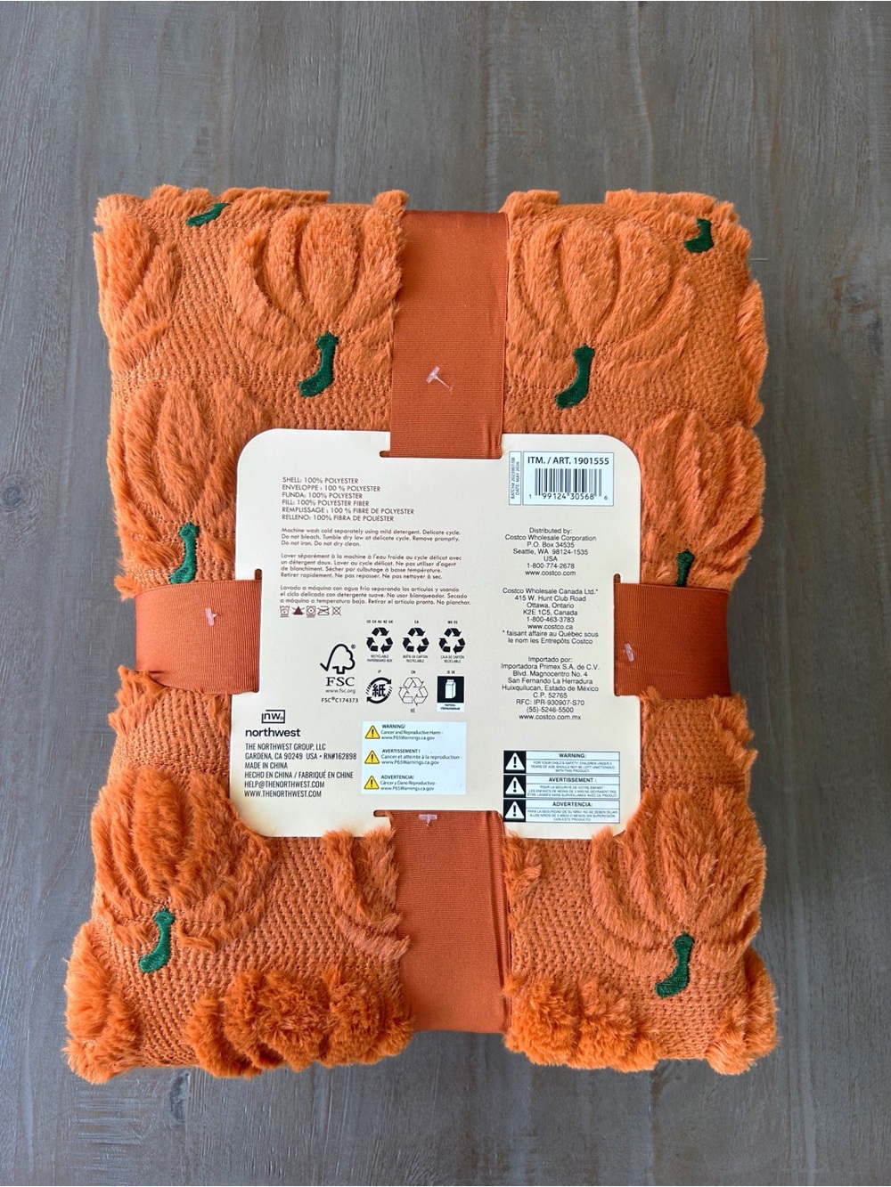 Viral Costco Halloween Faux Fur Throw - Picture 2 of 3